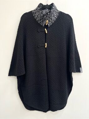 Norlender Birgit pure new wool knit poncho jacket coat black lagenlook warm OS
